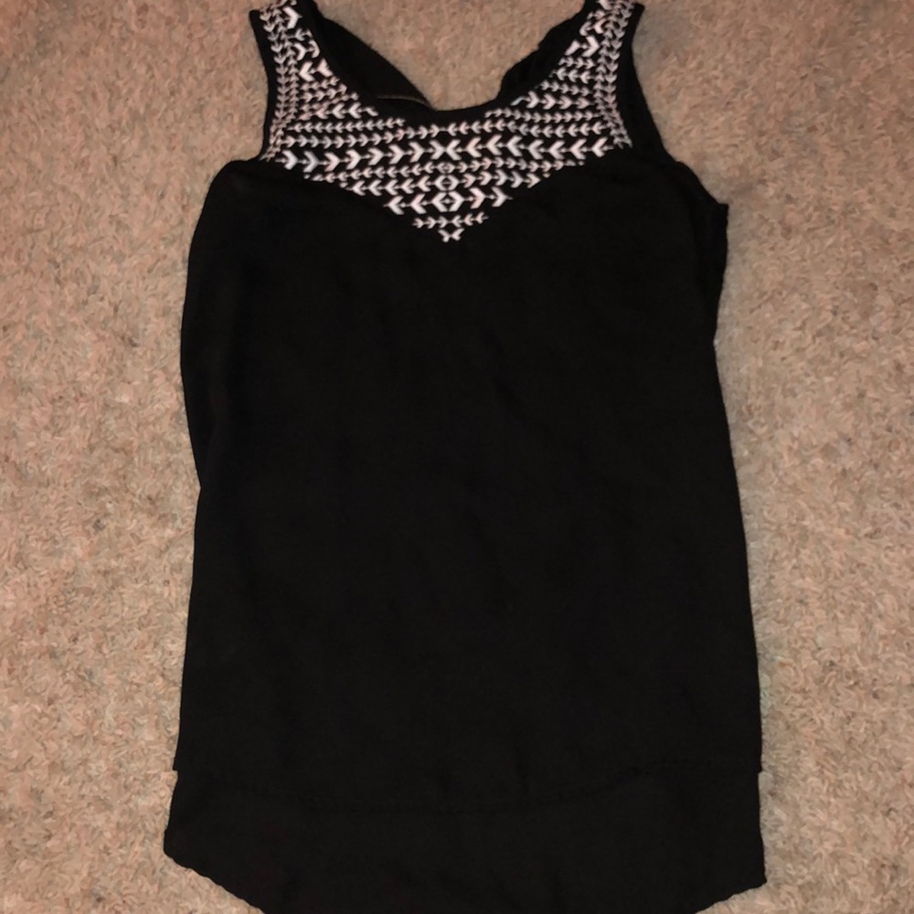 Black patterned tank top